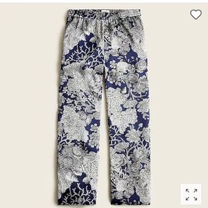 Pull-on cropped pant in Ratti® seashell print